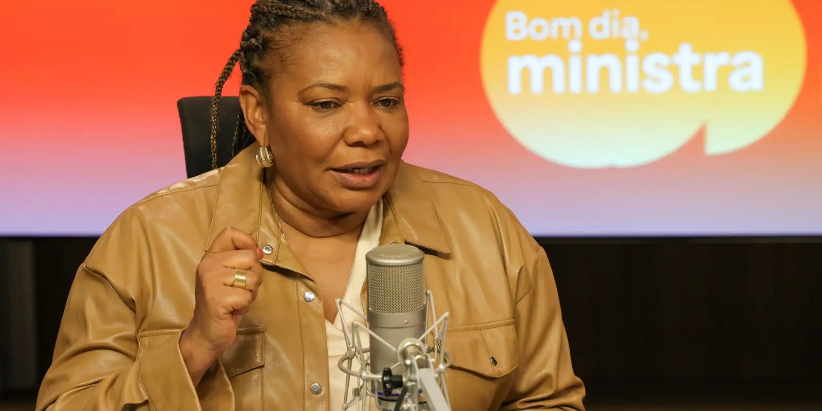 Ministra defende regulamentação de plataformas de streaming