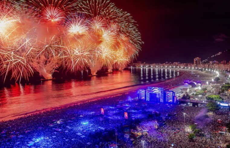 Réveillon de Copacabana terá shows de Gilberto Gil e Ney Matogrosso