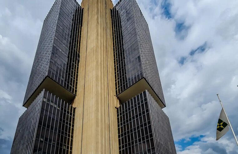 BC mantém juros básicos em 15% ao ano por quinta vez seguida