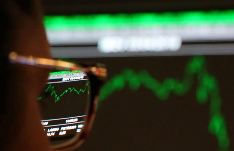 Bolsa volta a bater recorde com redução de tensões externas