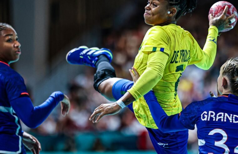 Bruna de Paula concorre ao prêmio de melhor atleta de handebol de 2025
