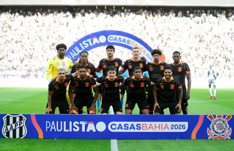 Com gols de zagueiros, Corinthians vence Ponte Preta por 3 a 0 na estreia do Paulista