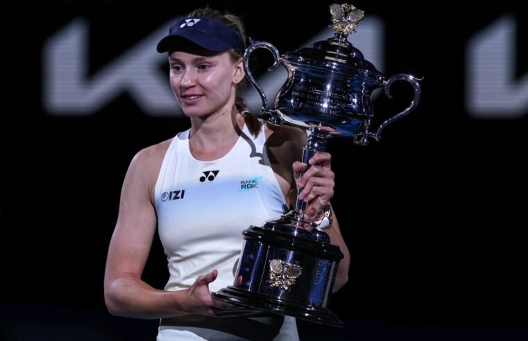 Elena Rybakina derrota número 1 do mundo e vence Aberto da Austrália