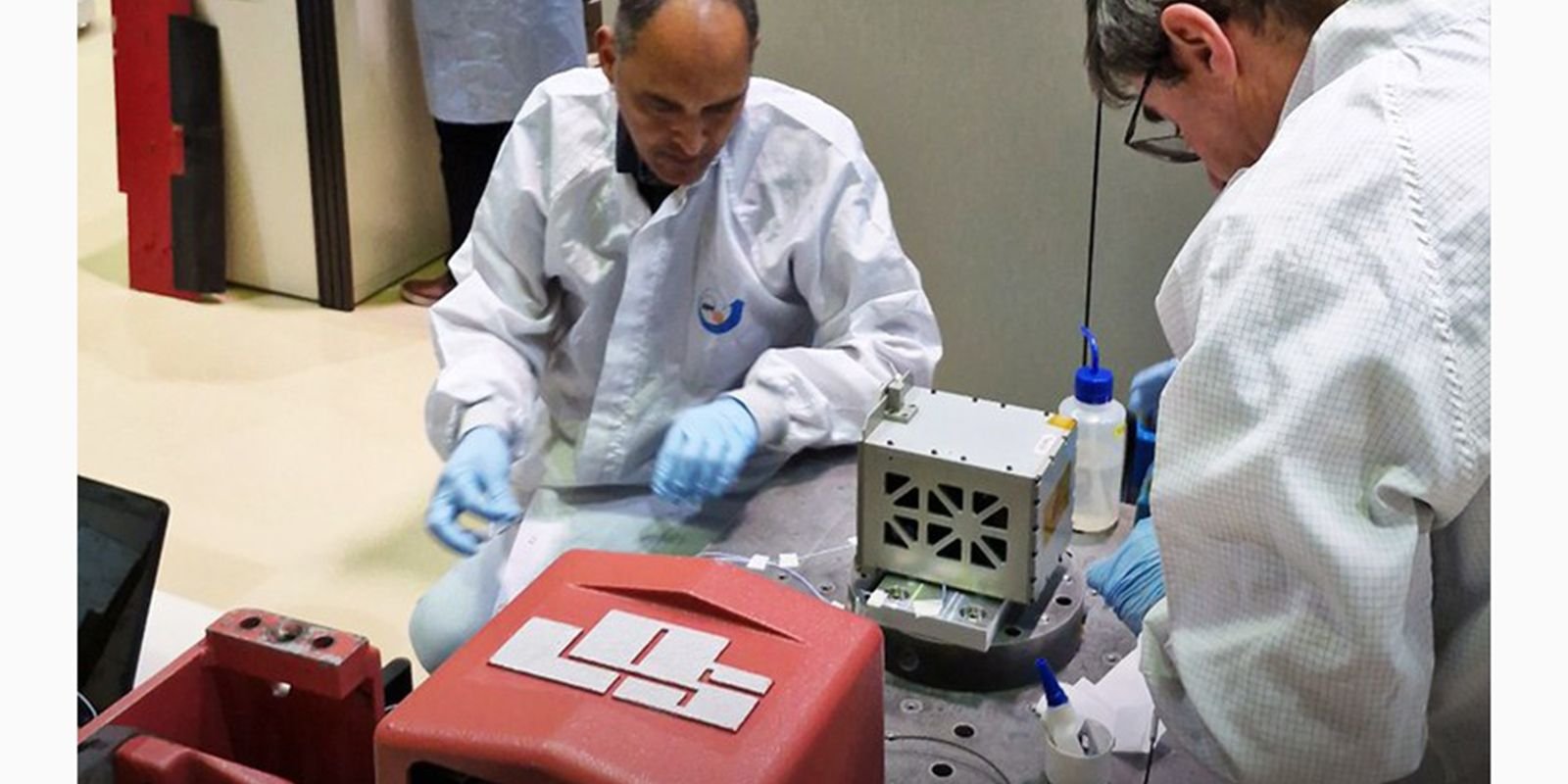 Foguete que levava satélites brasileiros some após lançamento