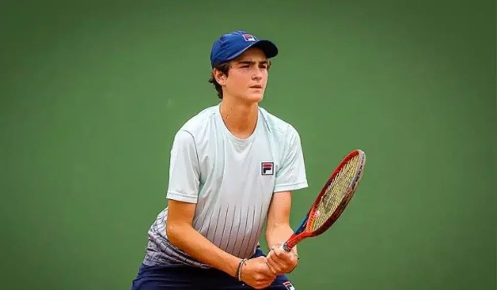 João Fonseca explica revés na estreia do Australian Open: ‘Faltou um pouco de físico’