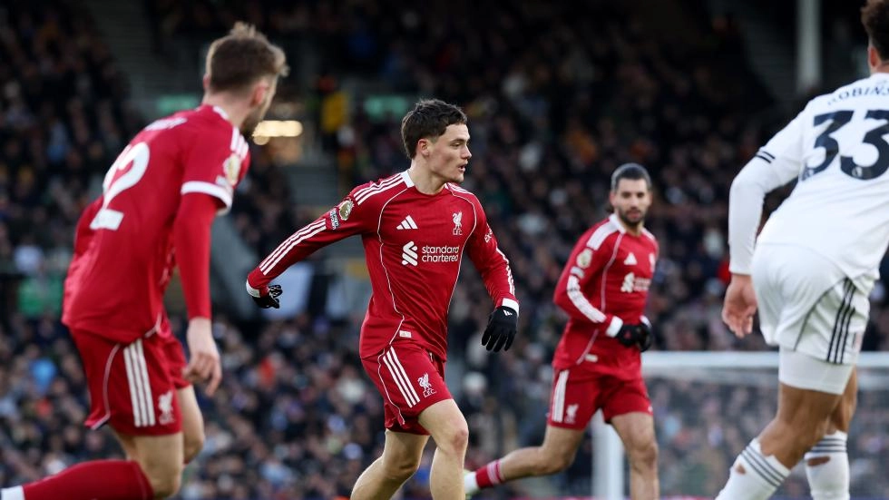 Liverpool e Fulham empatam com gols nos acréscimos; Igor Thiago faz 3 e se aproxima de recorde