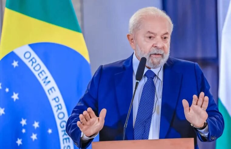 Lula assina MP para proteger direitos da Copa Feminina 2027