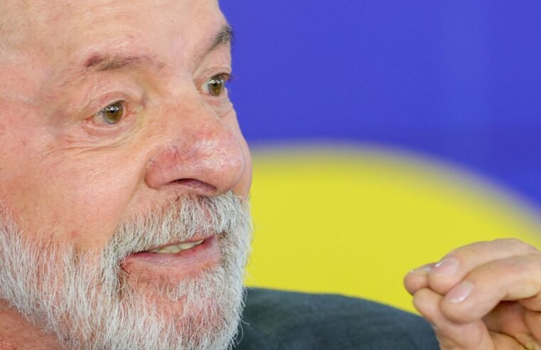 Lula tem evolução satisfatória após cirurgia de catarata