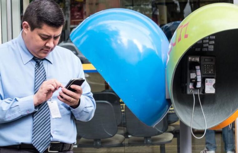 Orelhões serão extintos no Brasil até o fim de 2028