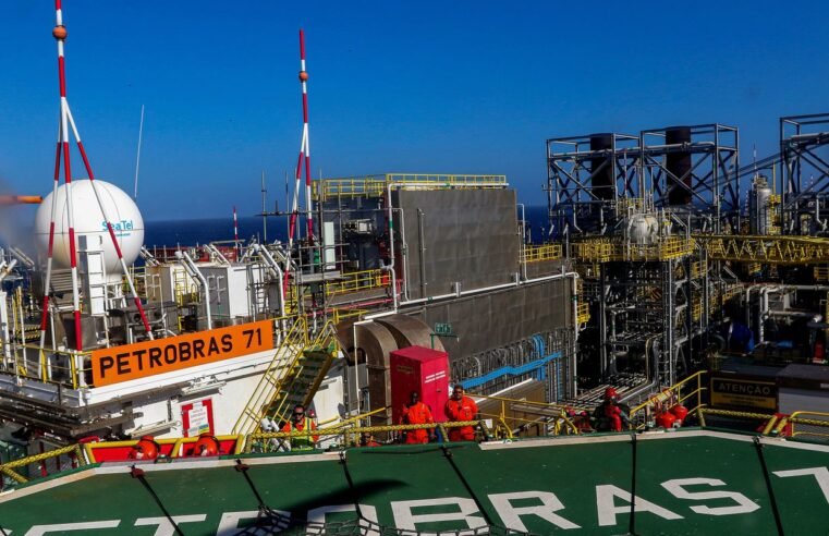 Produção de petróleo e gás atinge 4,921 milhões de barris em novembro