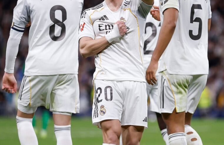 Real Madrid goleia Bétis com hat-trick perfeito de concorrente de Endrick