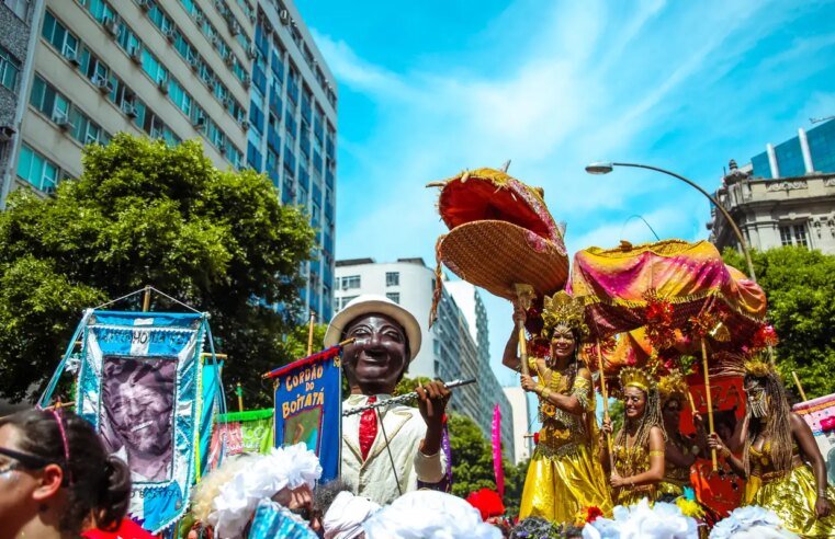 Rio: Cordão do Boitatá estreia no circuito dos megablocos do carnaval