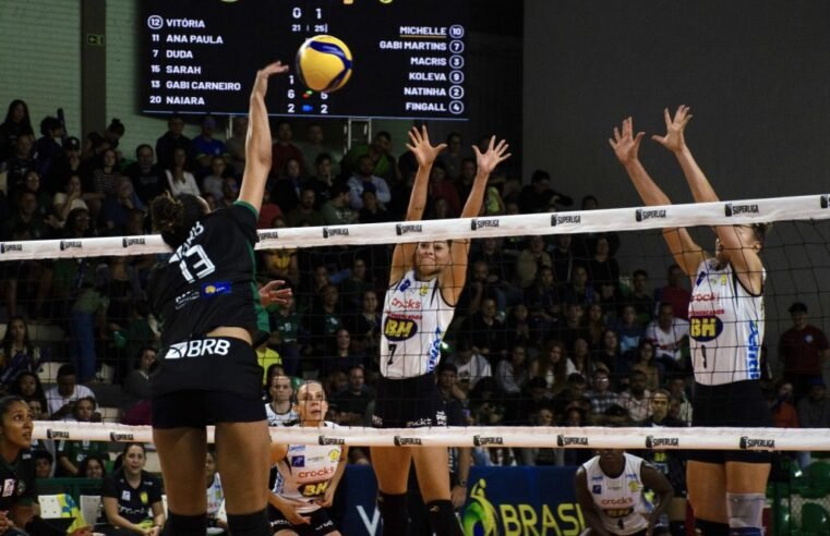 Superliga Feminina de Vôlei: Brasília Vôlei perde em casa para o Praia Clube
