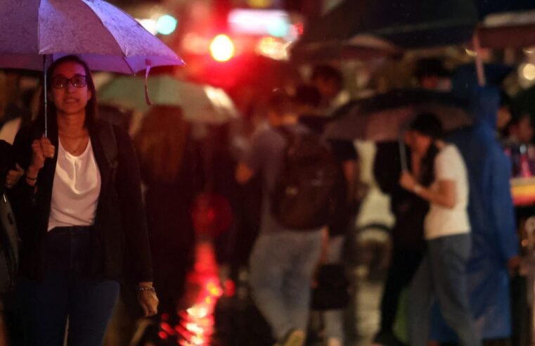 Temporais provocam alagamentos e deixam cidade de São Paulo em alerta