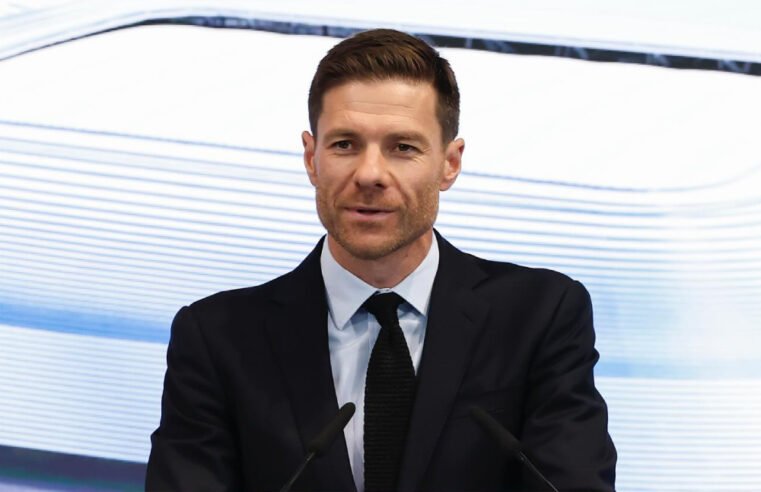 Xabi Alonso deixa Real Madrid após sete meses e derrota para Barcelona