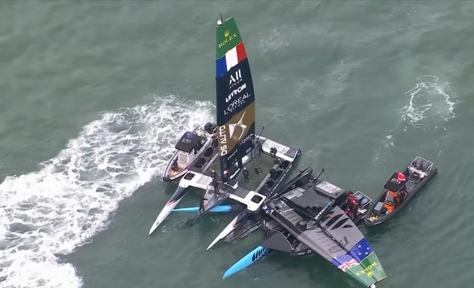 Acidente em etapa de vela na Nova Zelândia tem marinheiro com fraturas expostas nas pernas