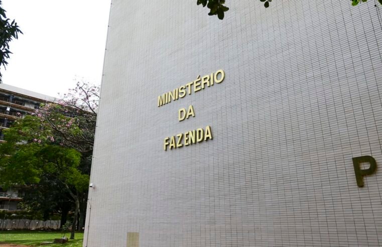 Brasil capta US$ 4,5 bilhões em títulos no mercado internacional