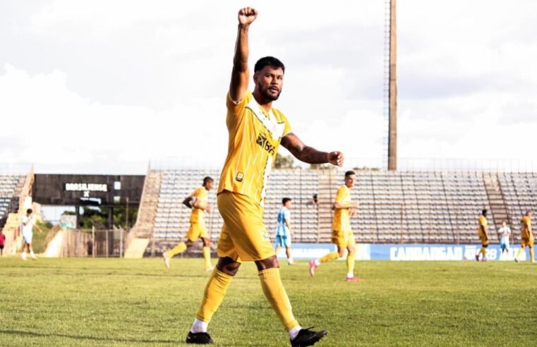 Candangão: com 2 gols de Tarta, Brasiliense vence ARUC e vai a vice