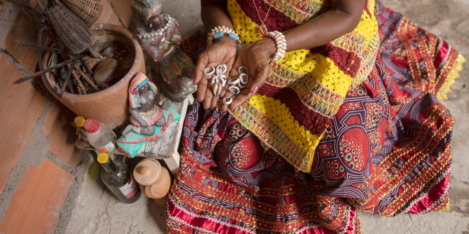 Cartilha une saberes de terreiros e prevenção do câncer em negras