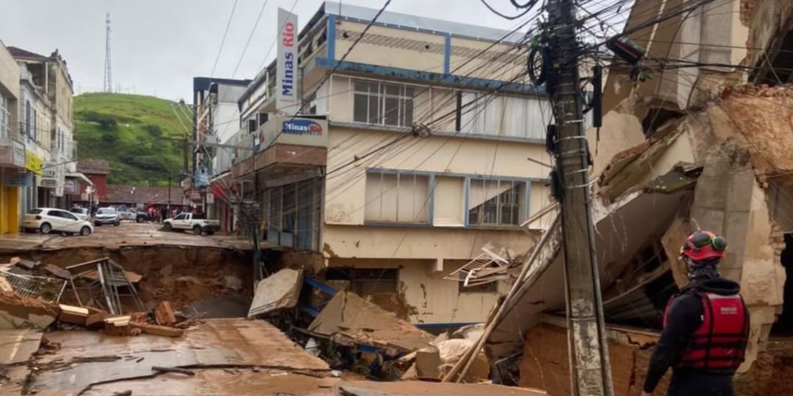 Chuvas em MG: autoridades contabilizam 24 mortes e 47 desaparecidos