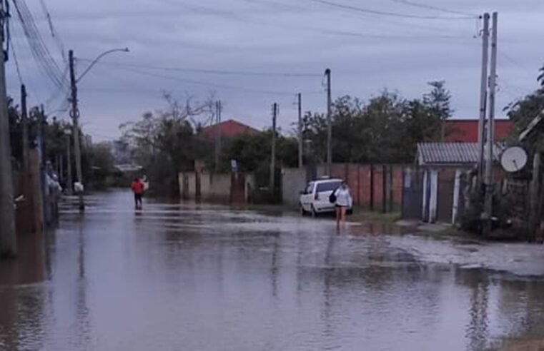 Chuvas fortes causam estragos no noroeste do Rio Grande do Sul