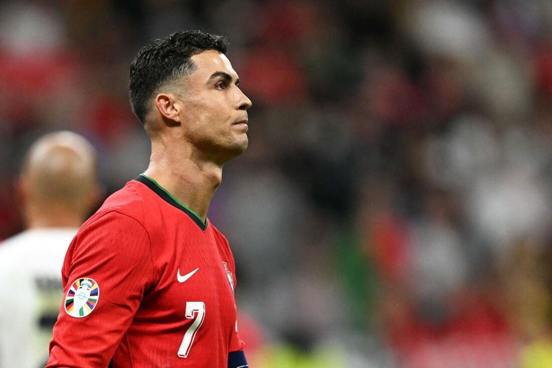 Cristiano Ronaldo adquire 25% das ações do espanhol Almería: ‘Ambição de muito tempo’