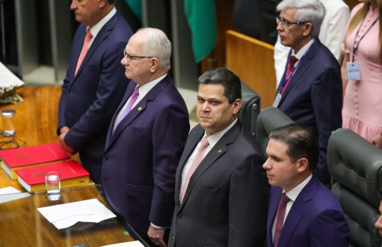 Davi Alcolumbre prega convivência pacífica entre poderes