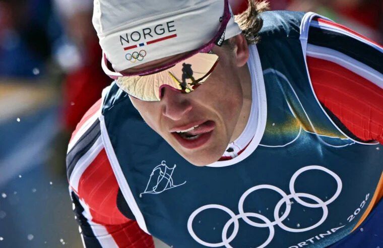 Esquiador norueguês conquista 9º ouro e se isola como maior vencedor dos Jogos de Inverno