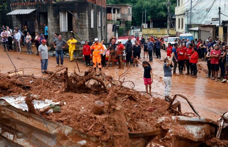 Governo anuncia repasse a prefeituras de MG para ajuda a desabrigados