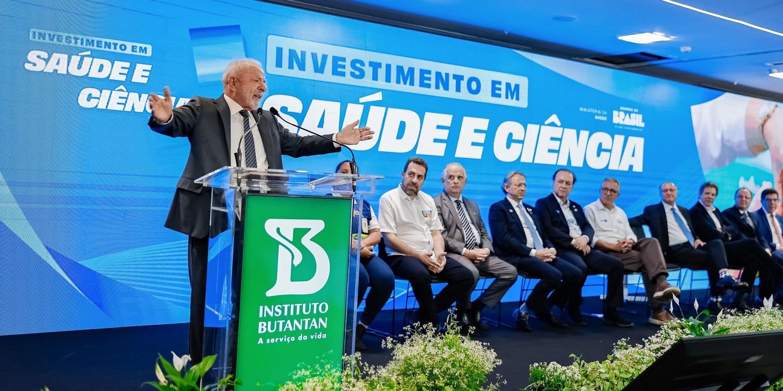 Governo federal investe R$ 1,4 bilhão no Instituto Butantan