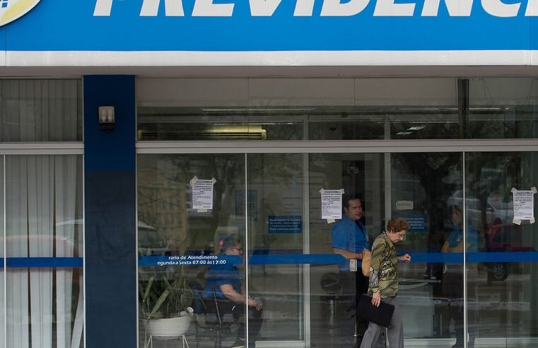 INSS retoma atendimento presencial em agências do país