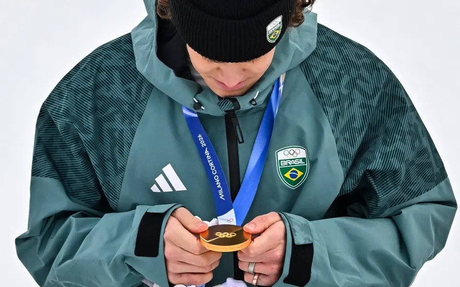 Imprensa da Noruega exalta ouro de Lucas Braathen, mas lamenta saída do atleta: ‘Frustrante’