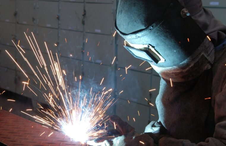 Inflação na porta de fábrica cai 4,53% em 2025; 2ª menor desde 2014