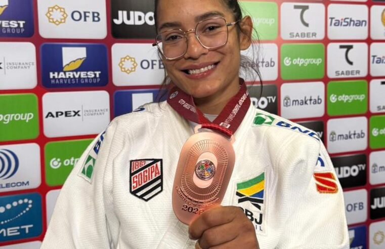 Jéssica Lima é bronze no 1º dia do Grand Slam de judô no Uzbequistão