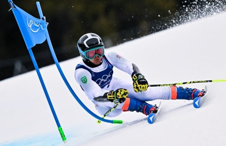 Lucas Braathen lamenta queda e diz que estava nos Jogos de Inverno para ‘fazer a diferença’