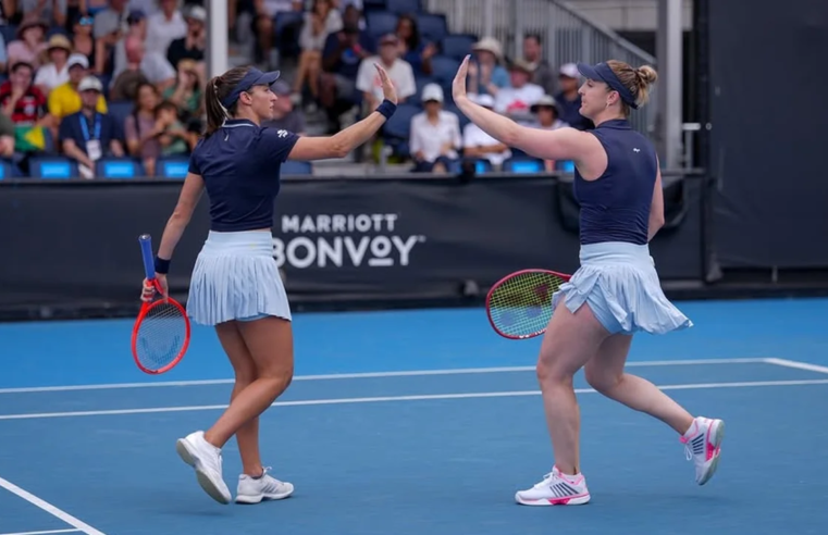 Luísa Stefani e Gabriela Dabrowski avançam às quartas no WTA de Dubai