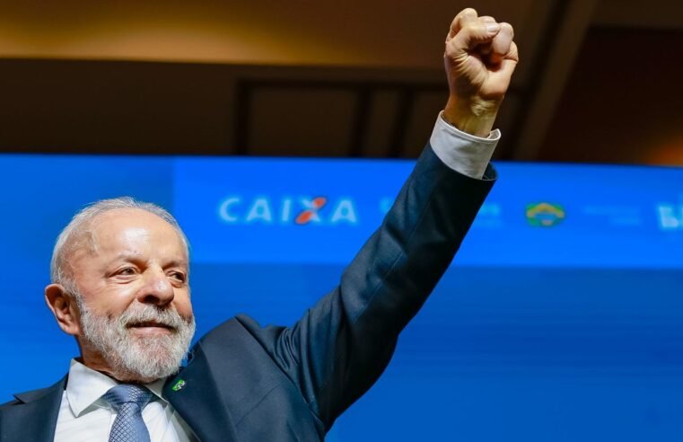 Lula critica Zema por não usar R$ 3,5 bi em obras de prevenção à chuva