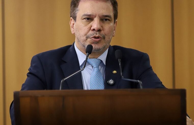 Ministro pede debate sobre recursos para combater crime organizado