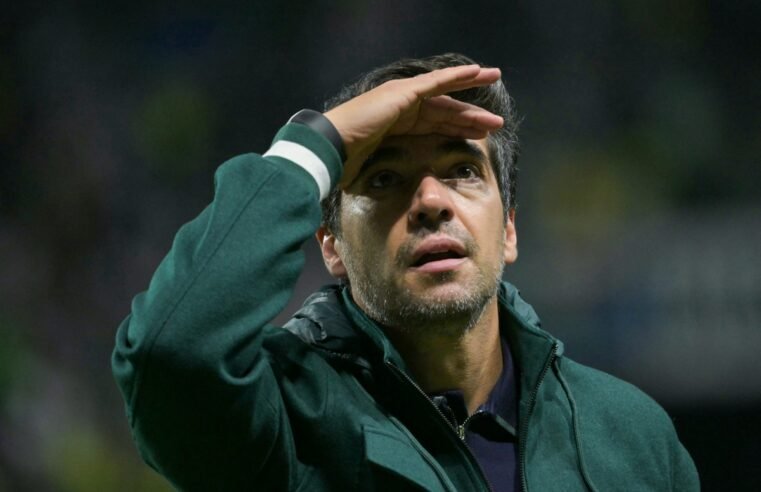 Palmeiras derrota Fluminense por 2 a 1 e mantém liderança do Brasileiro