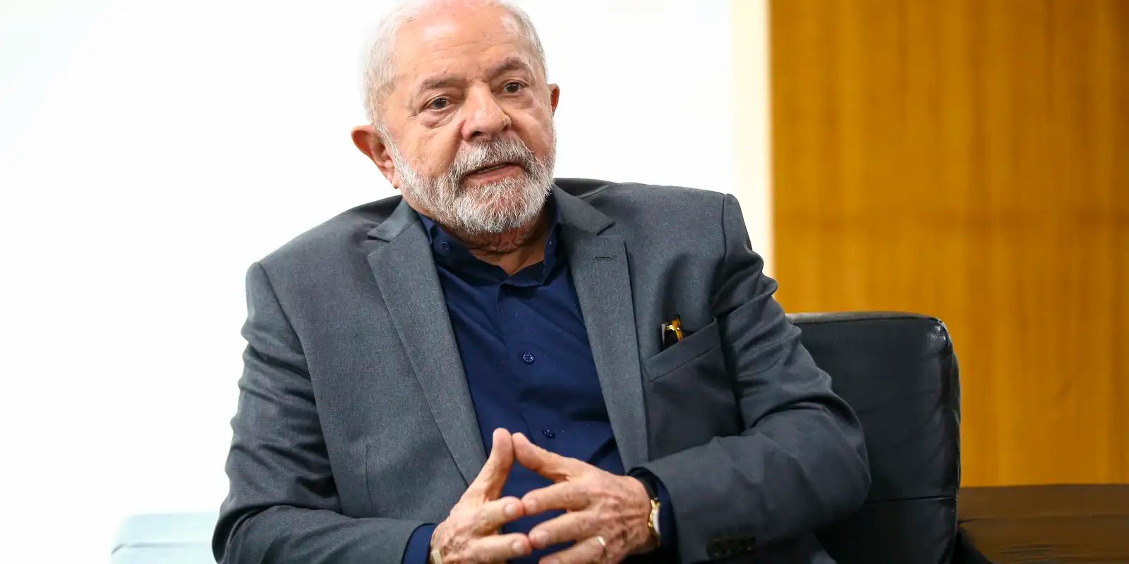 Principal desafio da Venezuela é fortalecer democracia, diz Lula