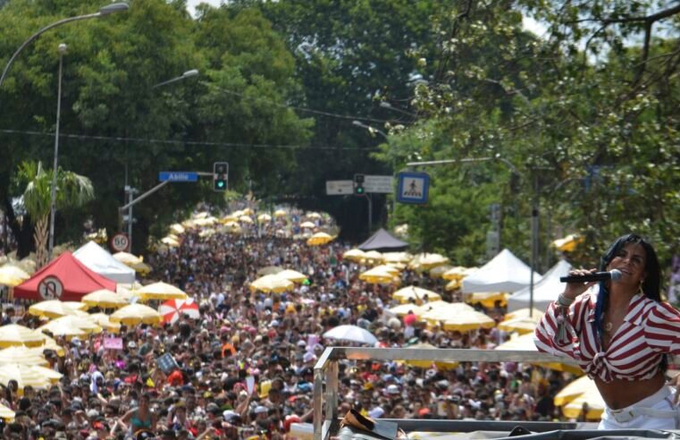 SP: Agrada Gregos é destaque deste sábado; veja progrmação de blocos