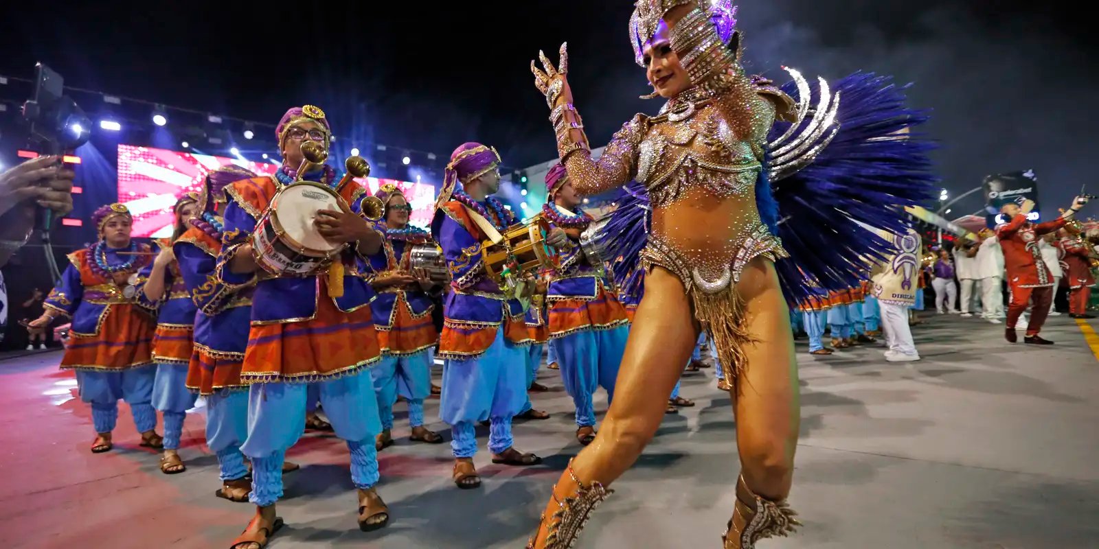 SP: desfiles tem religiosidade e homenagens a povos originários