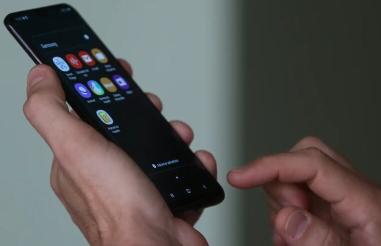 Veja dicas para proteger seu celular de golpes virtuais no carnaval| Agência Brasil