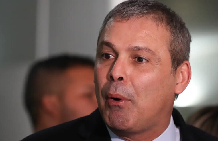 Deputado aciona Justiça contra alta de até 15% na conta de luz no Rio