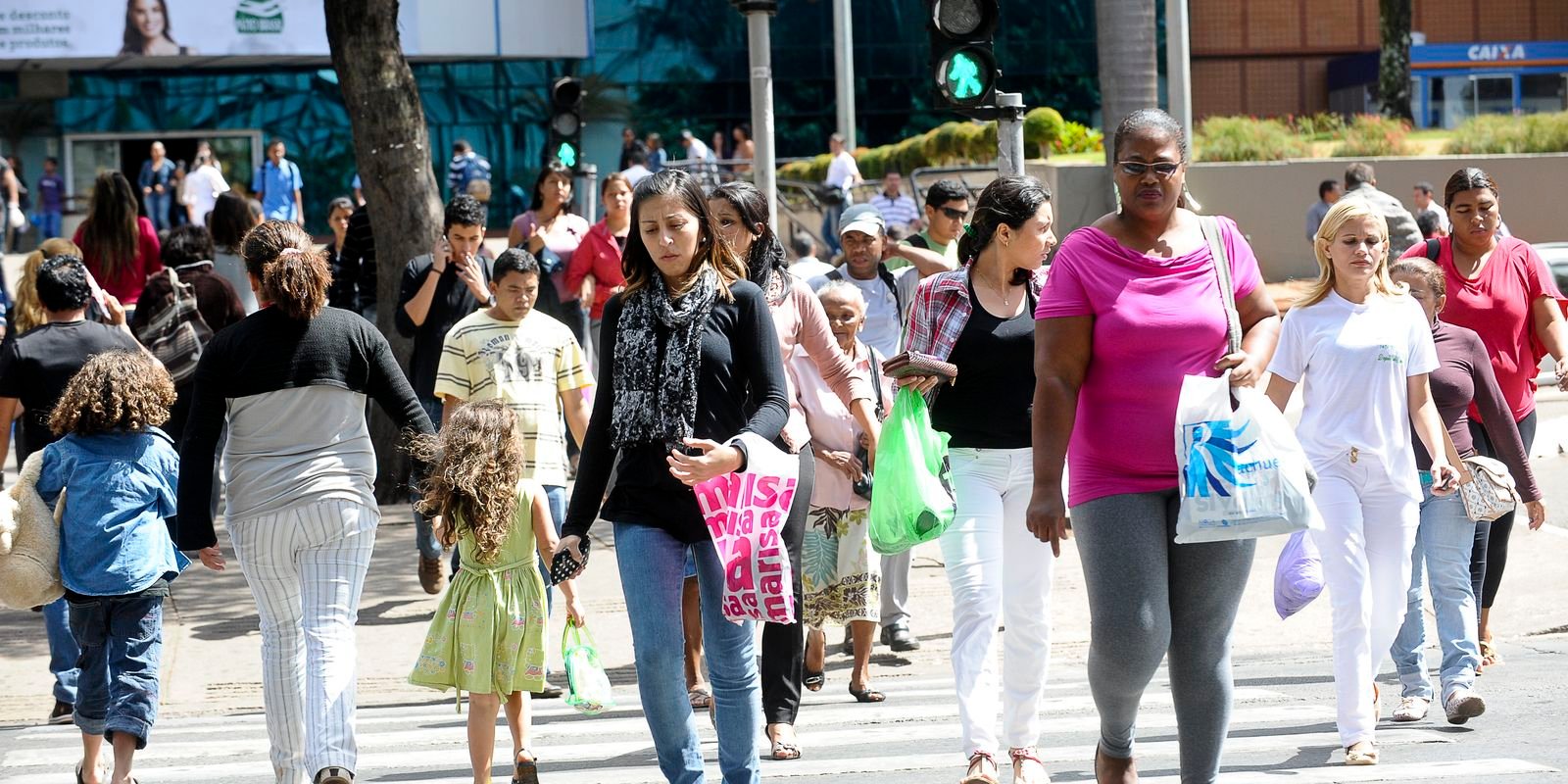 Desemprego sobe para 5,8% em fevereiro, mas é o menor para o trimestre