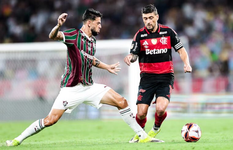 Flamengo derrota Fluminense nos pênaltis e é tricampeão do Carioca
