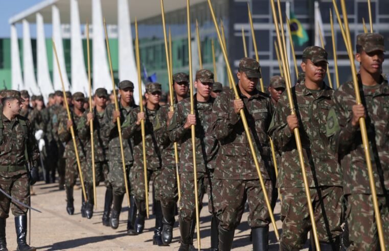 Formação militar: fixadas vagas para negros, indígenas e quilombolas