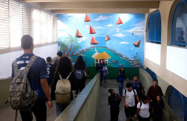 IBGE alerta para quadro preocupante na saúde mental de adolescentes