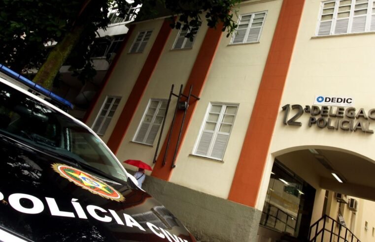 Indiciado por estupro coletivo no Rio se apresenta à polícia e é preso