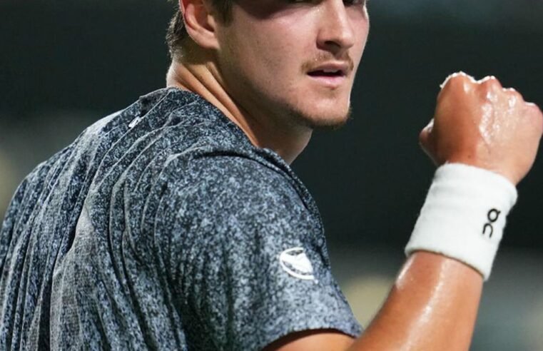 João Fonseca estreia bem e terá Kahachanov pela frente em Indian Wells